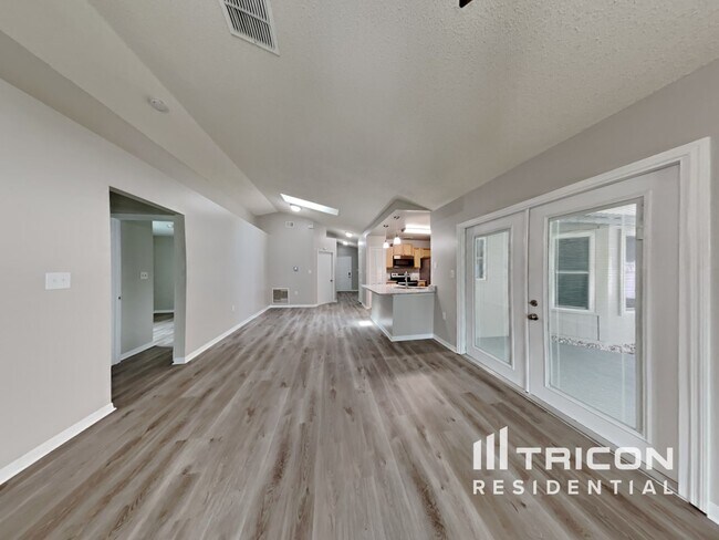 Building Photo - 1060 Meller Way Orlando FL