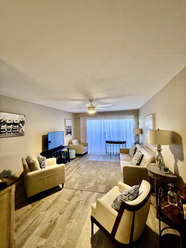 Foto del edificio - 2929 SE Ocean Blvd