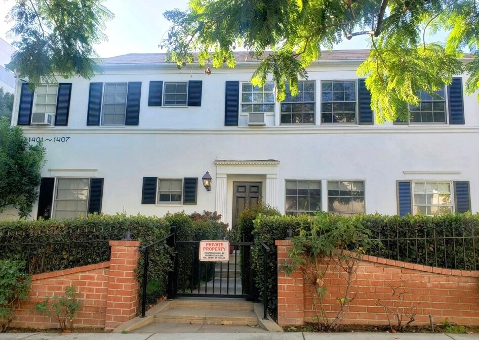 Primary Photo - 1401 Havenhurst Dr
