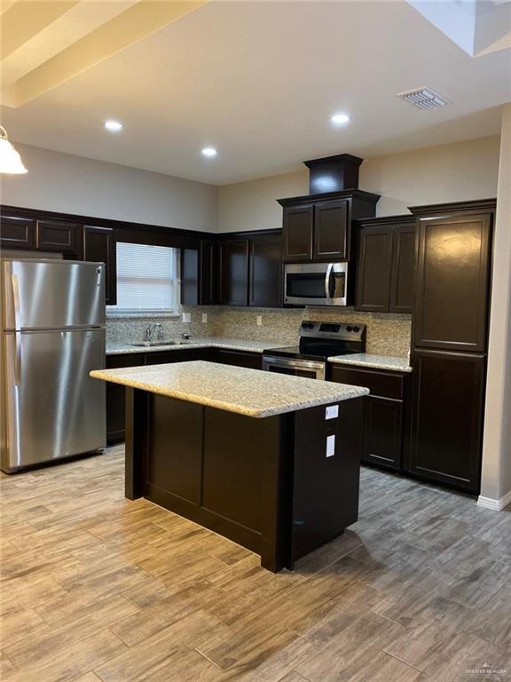 Foto del edificio - 10 Jackson St