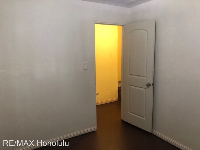 Building Photo - 2 br, 2 bath House - 84-743 Moua St.