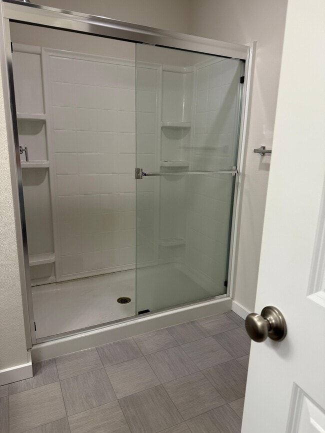 Washroom - 13117 3rd Ave SE