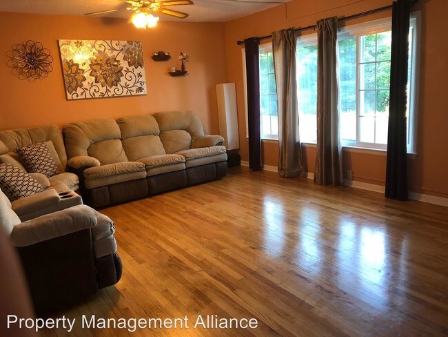 Building Photo - 3 br, 2 bath House - 416 Stafford Ave