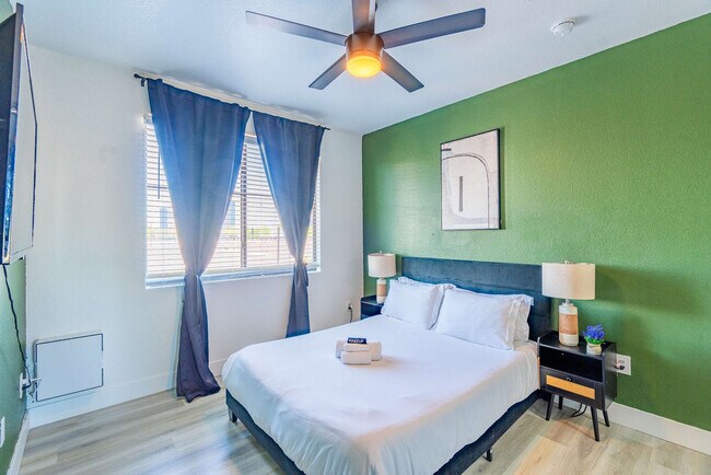 Foto del edificio - 6610 N 93rd Ave