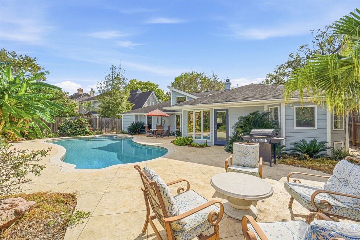 Foto principal - 4600 Huisache St