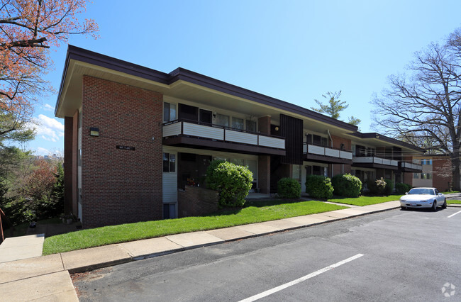 Building Photo - Woodmont Spring Condominium