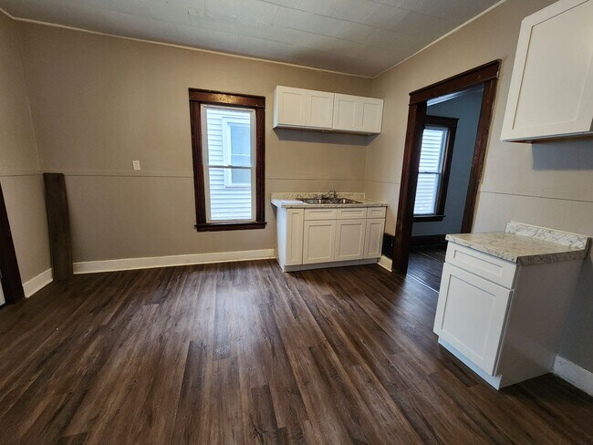 Foto del edificio - 94 Sobieski St