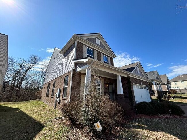 Building Photo - Spacious 5-Bedroom Home with Modern Amenit...