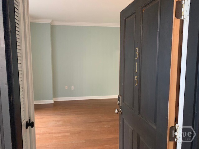 Foto del edificio - 315 E Hall St