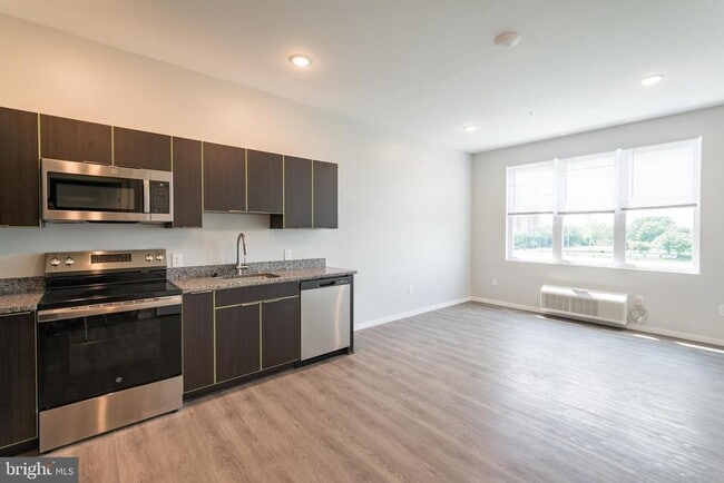 Building Photo - 4124 Haverford Ave