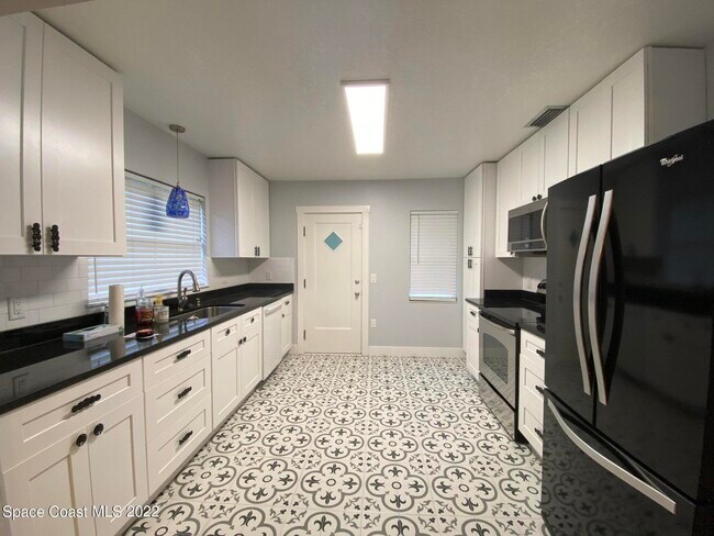 Foto del edificio - 1136 Indian River Ave