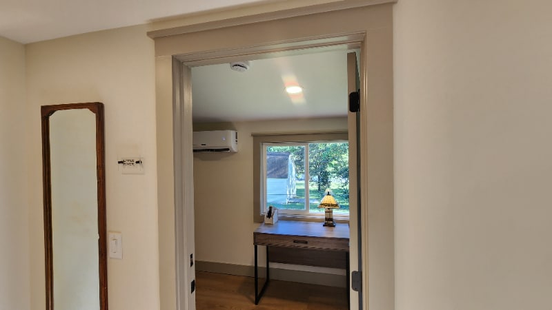 Primary Photo - 1704 S Forest Dr