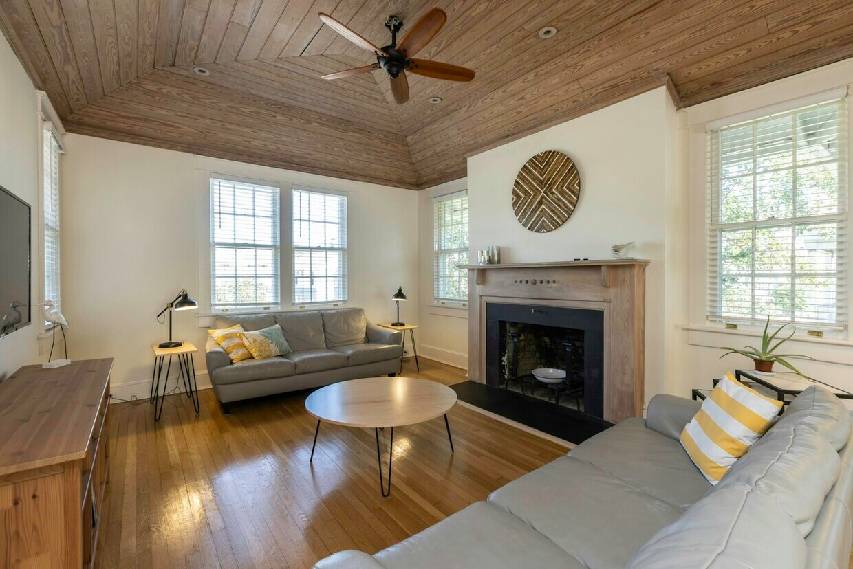 Foto principal - 318 27th St