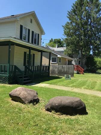 Foto del edificio - 324 Meadville St