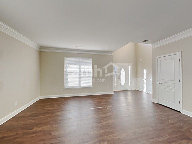 Building Photo - 1010 Semmes Ln