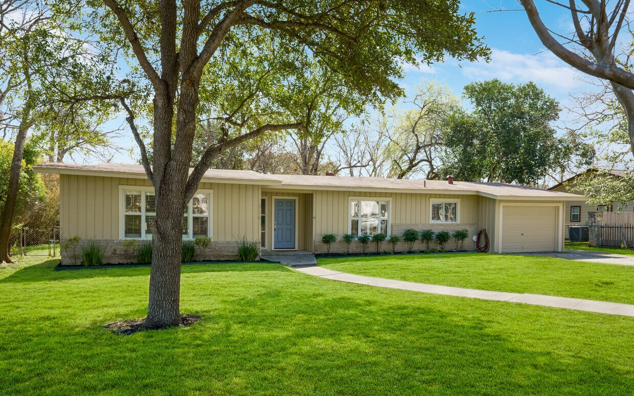 Primary Photo - 336 Tuttle Rd