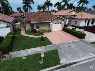 Building Photo - 921 NW 132nd Ave W