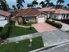 Building Photo - 921 NW 132nd Ave W