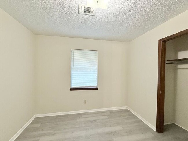 Foto del edificio - 721 N 48th Ave