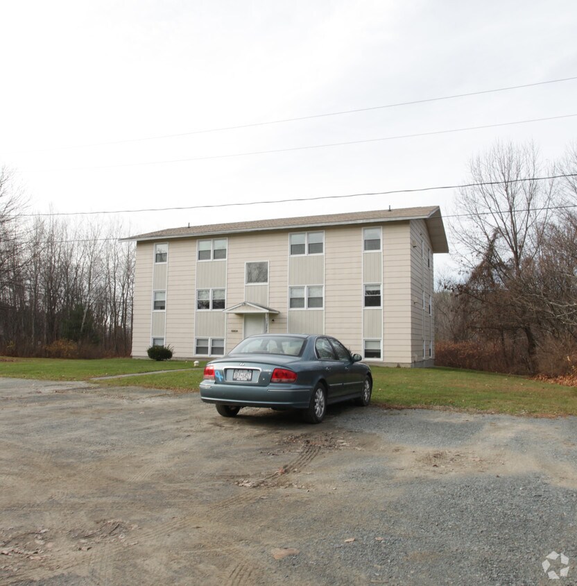 1 Lisa Ln, Castleton On Hudson, NY 12033 Apartments in Castleton On