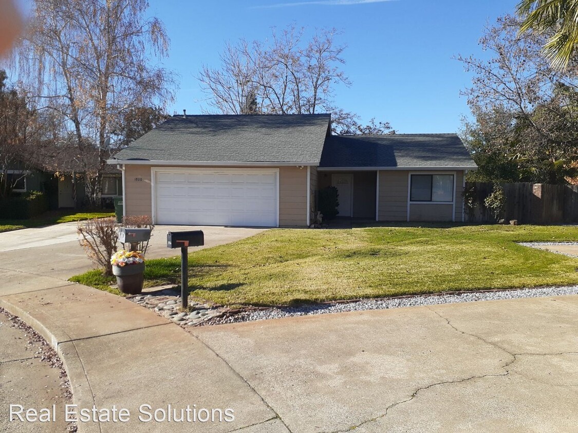 Primary Photo - 3 br, 2 bath House - 1800 Bembow Dr