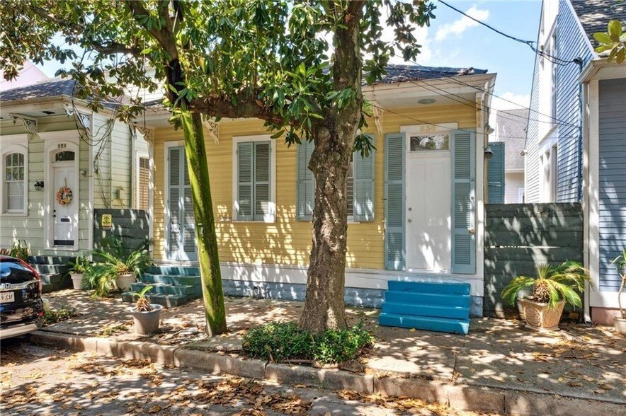 Primary Photo - 830 Spain St