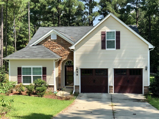Foto del edificio - 56 Honey Brook Ct