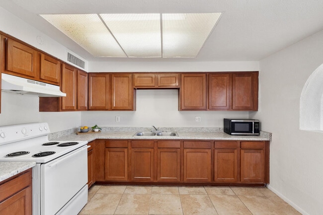 Foto del edificio - 7422 W Turney Ave