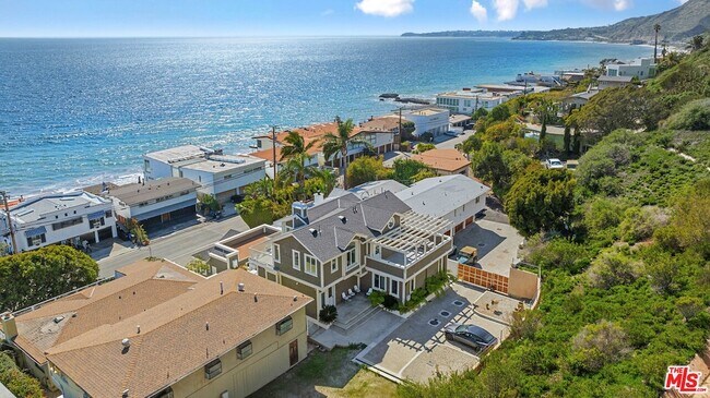 Building Photo - 25157 Malibu Rd