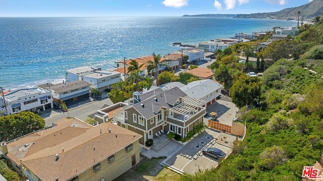Foto del edificio - 25157 Malibu Rd