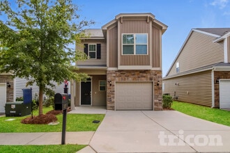 Building Photo - 437 Eastfair Dr