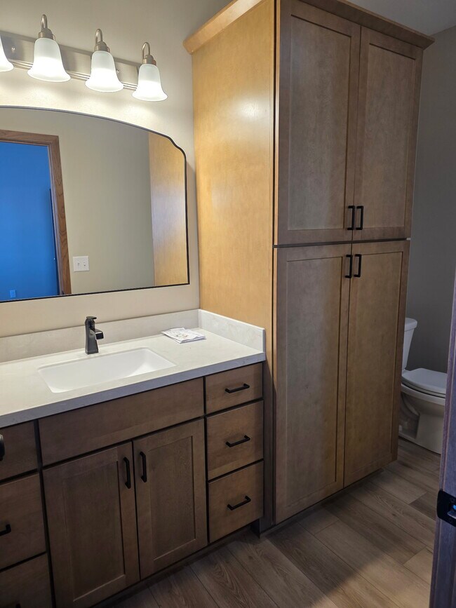 Foto del edificio - 2217 Overlook Ridge Ct