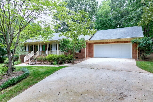 Building Photo - 6208 Bent Fork Cir