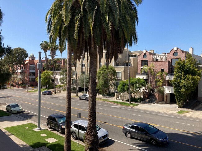 view from one bdr - 2332 S Beverly Glen Blvd