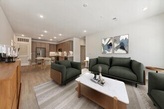 Building Photo - 4802 S Congress Ave