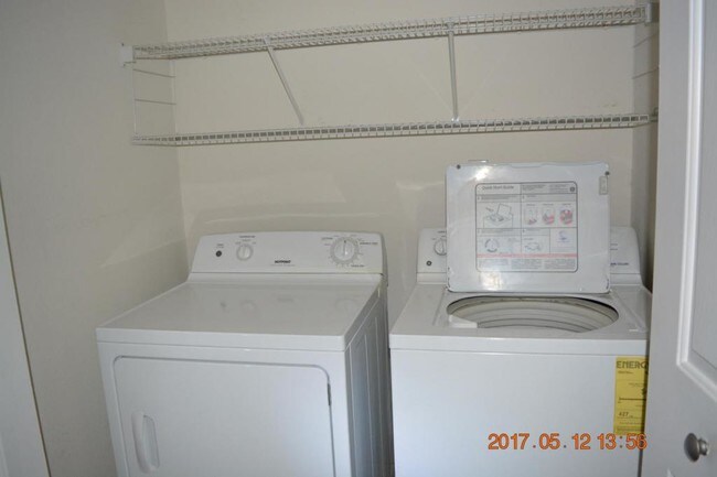 Building Photo - 701 Bobcat Ct