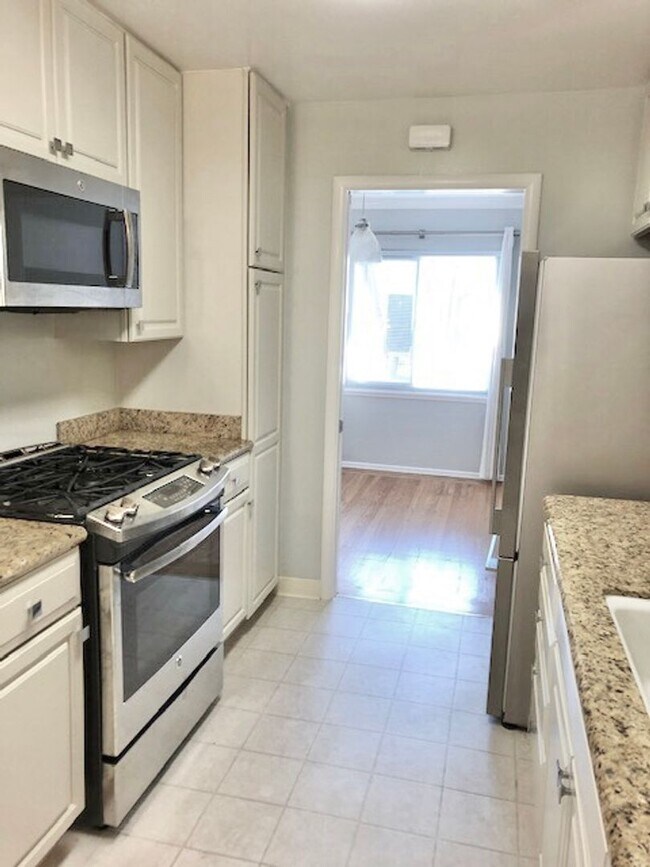 Menlo Pointe Apartments Apartments in Menlo Park, CA