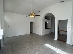 Building Photo - 3046 Beacon Field Dr