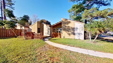 Building Photo - 2530 Whispering Woods Blvd