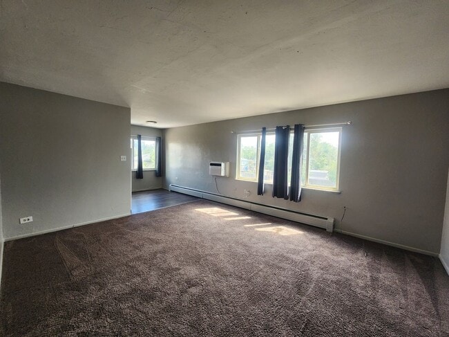 Photo - 1994 Elmira St Apartment