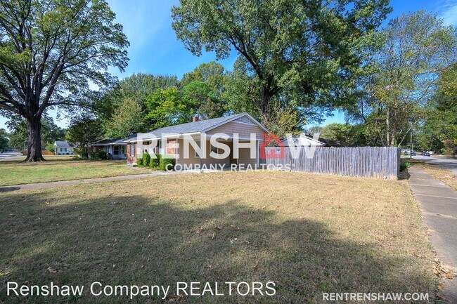 Foto del edificio - 3 br, 1 bath House - 4910 Helene Rd