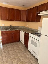 Building Photo - 283-295 S 39th St