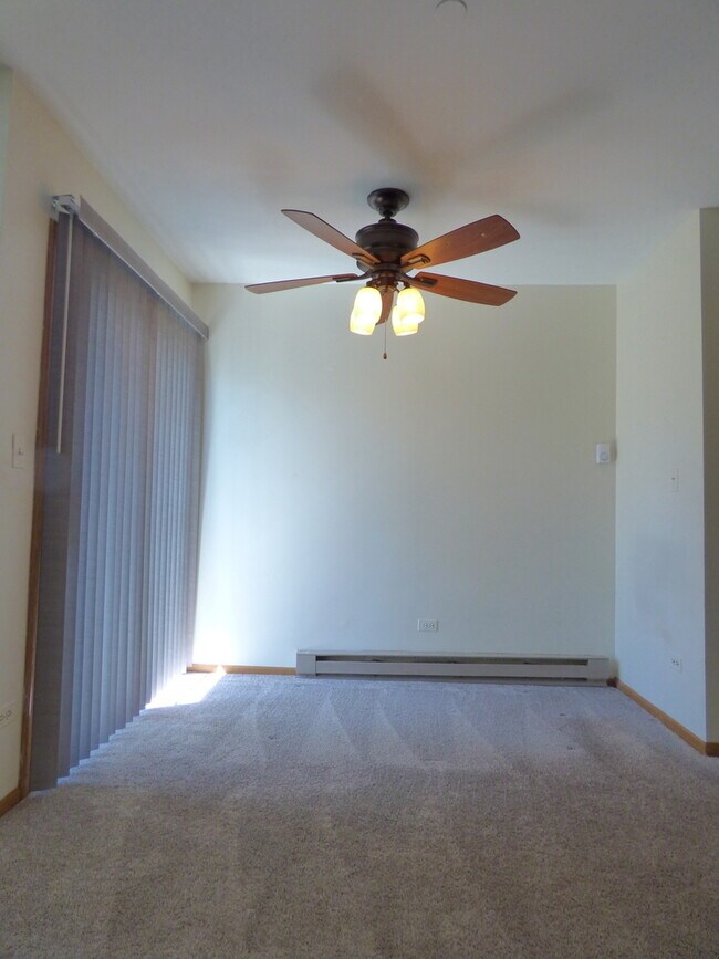Building Photo - 1351 Cunat Ct