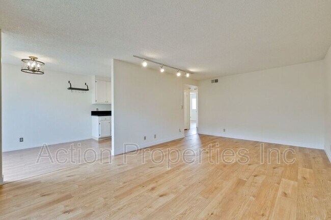 Building Photo - 255 S Rengstorff Ave