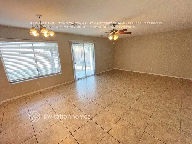Foto del edificio - 17989 N 89th Ln