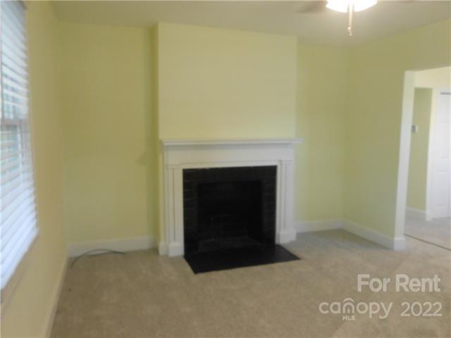 Building Photo - 2428 Statesville Ave