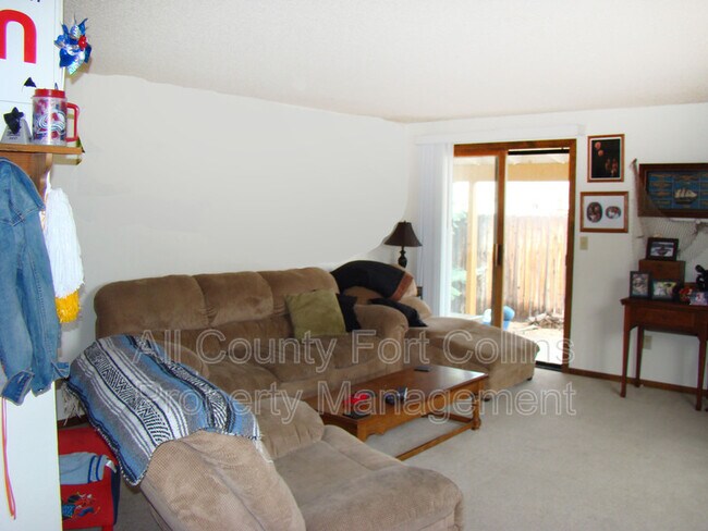 Building Photo - 409 Terri Dr