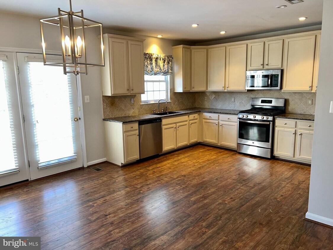Foto principal - 6207 Conklin Way