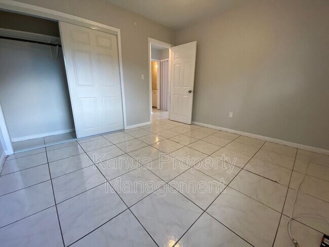 Foto del edificio - 1103 S Pine St