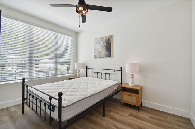 Photo - Luxurious 3 Bedroom Condo with Spacious Layout and Prime Location in Tampa, FL!